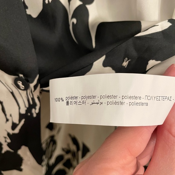 Zara Floral Button Up - Picture 5 of 5